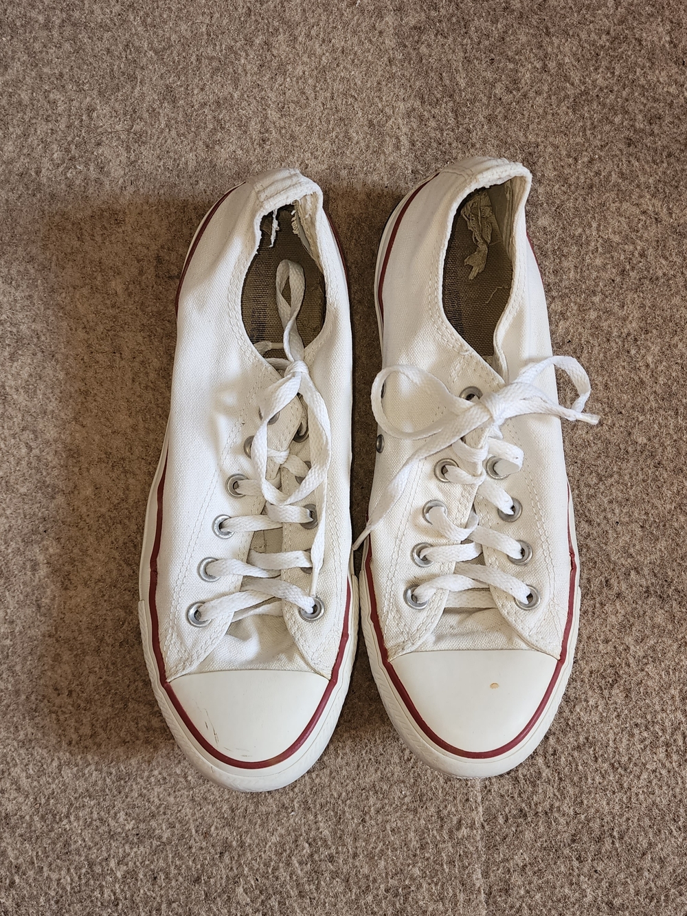 Classic White Canvas Low Top Lace-Up Converse Sneakers with Red Trim | W10